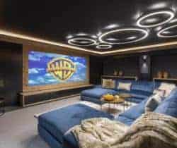Chalet-Clou-Cinema-room