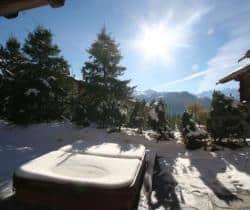 Chalet-d'Este-Outdoor-jacuzzi