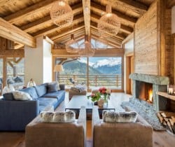 Chalet-Lavelle-Living-room