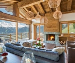 Chalet-Lavelle-Living-room