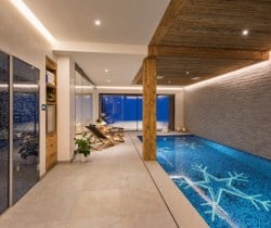 Chalet-Lavelle-Swimming-pool