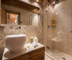 Chalet-Nifort-Bathroom