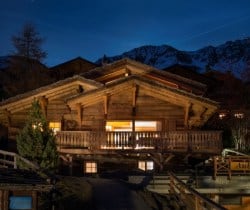 Chalet-Ransou-Exterior-by-night