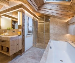 Chalet-Velle-Bathroom