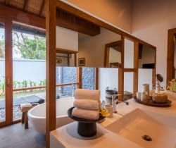 Villa-Teratai-Bathroom