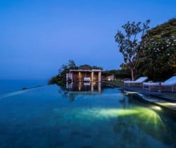 Villa-Teratai-Pool-views-by-night