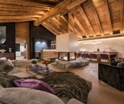 Chalet Esme-Living-room