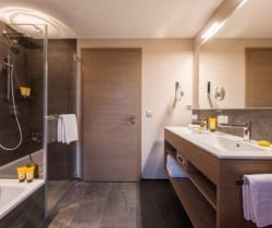 Chalet Apartment Gretl-Bathroom