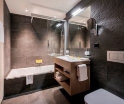 Chalet Apartment Piper-Bathroom