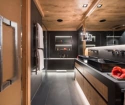 Chalet-Rilla-Bathroom