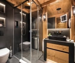 Chalet-Rilla-Bathroom