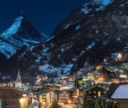 Chalet-Rilla-Exterior-view-by-night