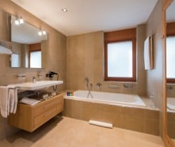 Chalet-Selik-Bathroom