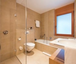 Chalet-Selik-Bathroom