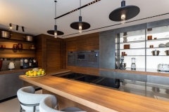 Villa-Breakwater_Bellagio-Kitchen