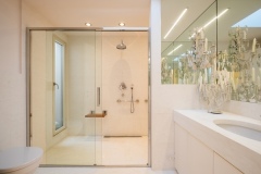 Villa-Solum-Bathroom