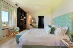 Villa-Salina-Bedroom