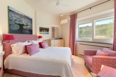 Villa-Salina-Bedroom