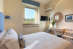 Villa-Salina-Bedroom