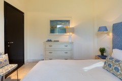 Villa-Salina-Bedroom