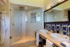 Villa-Salina-Bathroom