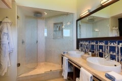 Villa-Salina-Bathroom