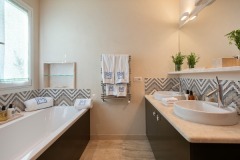 Villa-Salina-Bathroom