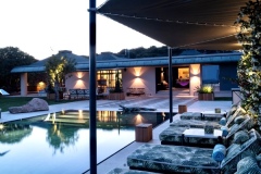 Villa-Salina-Exteriors-by-night