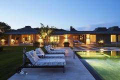 Villa-Salina-Exteriors-by-night