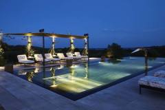 Villa-Salina-Swimming-pool-by-night